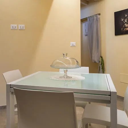 Casina Rossa * Peccioli