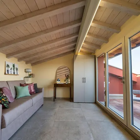 Casina Rossa Apartment *